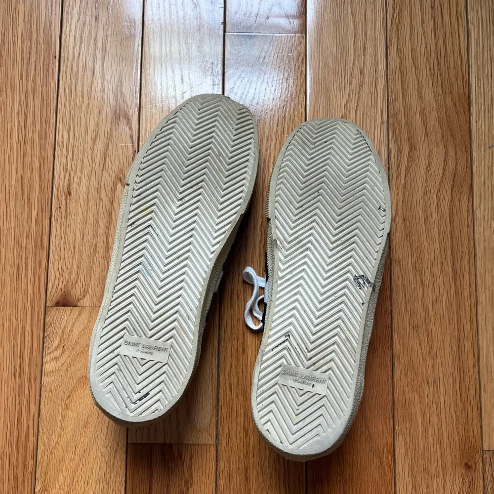 Saint Laurent Leather SL/06 Low top star sneakers - Picture 5 of 5